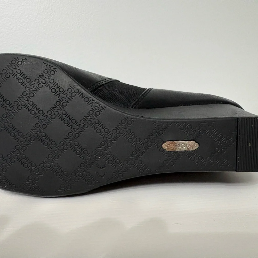 Vionic Stanton Black Leather Wedge Booties – Size 9 - Picture 9 of 12